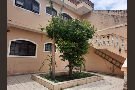 Casa à venda com 300m², 3 quartos e 7 vagasFoto 13