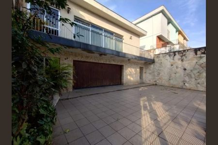 Foto 01 de casa à venda com 3 quartos, 300m² em Vila Santo Estefano, São Paulo
