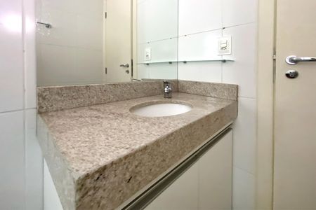 Apartamento à venda com 137m², 4 quartos e 3 vagasBanheiro