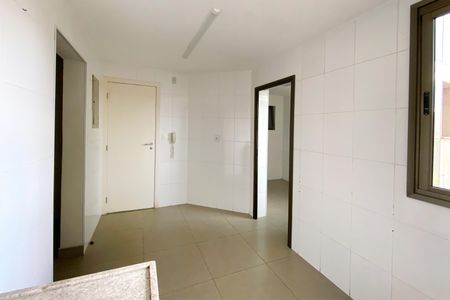 Apartamento à venda com 137m², 4 quartos e 3 vagasCozinha
