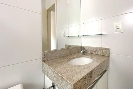 Apartamento à venda com 137m², 4 quartos e 3 vagasBanheiro da Suíte 1