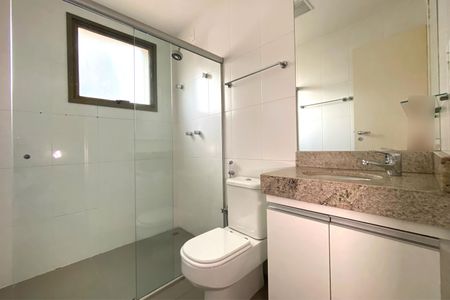 Apartamento à venda com 137m², 4 quartos e 3 vagasBanheiro da Suíte 1