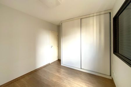 Apartamento à venda com 137m², 4 quartos e 3 vagasQuarto 3