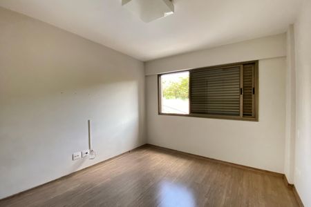 Apartamento à venda com 137m², 4 quartos e 3 vagasSuite 1