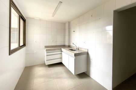 Apartamento à venda com 137m², 4 quartos e 3 vagasCozinha