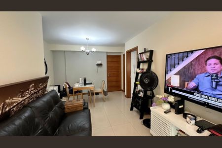 Apartamento à venda com 70m², 2 quartos e 1 vagaSala