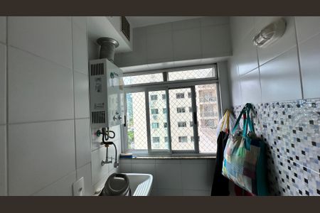 Apartamento à venda com 70m², 2 quartos e 1 vagaÁrea de Serviço