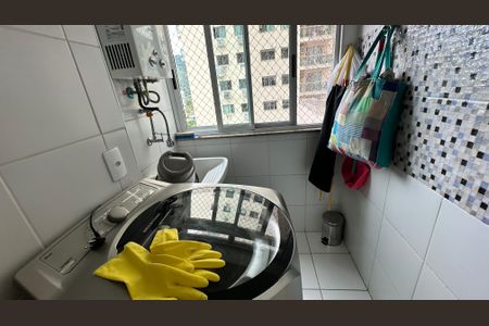 Apartamento à venda com 70m², 2 quartos e 1 vagaÁrea de Serviço