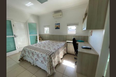 Casa para alugar com 4 quartos, 330m² em Jardim Karaíba, Uberlândia