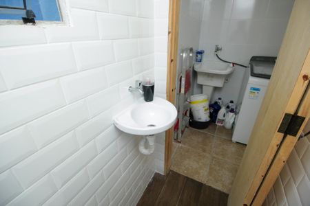 Casa à venda com 165m², 3 quartos e 2 vagasLavabo