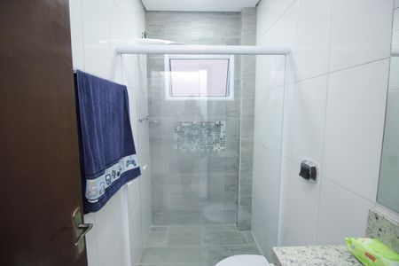 Casa à venda com 165m², 3 quartos e 2 vagasBanheiro Social