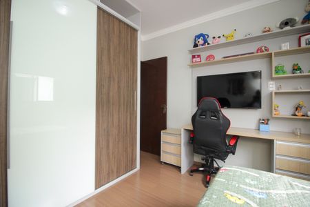 Casa à venda com 165m², 3 quartos e 2 vagasQuarto 2