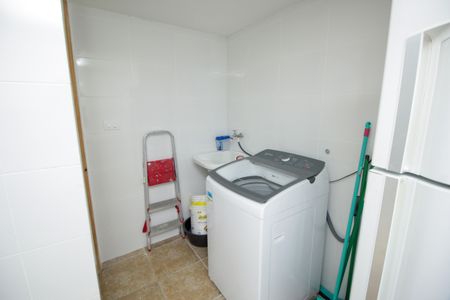 Casa à venda com 165m², 3 quartos e 2 vagasÁrea de Serviço