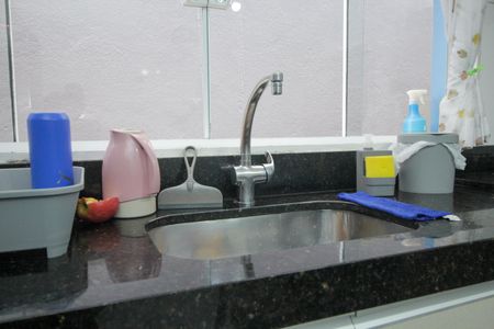 Casa à venda com 165m², 3 quartos e 2 vagasCozinha