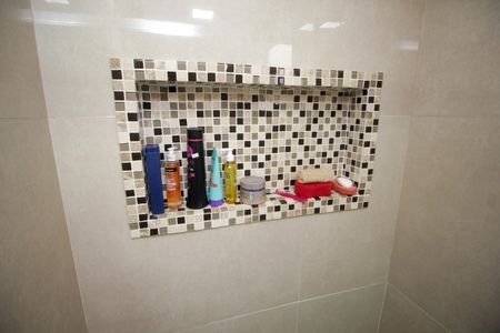 Casa à venda com 165m², 3 quartos e 2 vagasBanheiro da Suíte