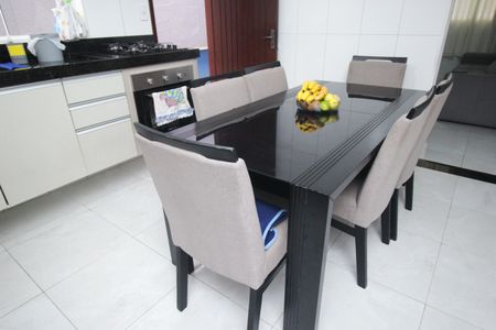 Casa à venda com 165m², 3 quartos e 2 vagasCozinha