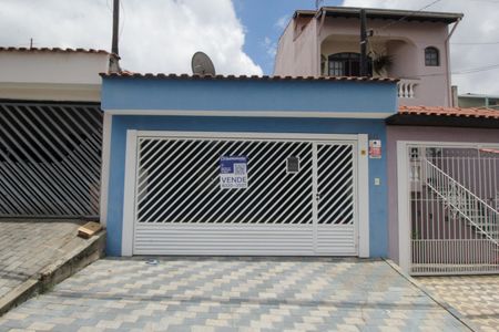 Casa à venda com 165m², 3 quartos e 2 vagasPlaca instalada em 31/01/2026 com o código NYAQ-157