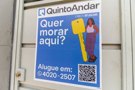 Studio para alugar com 32m², 1 quarto e sem vaga Studio para alugar com 32m², 1 quarto e sem vagaPlaca
