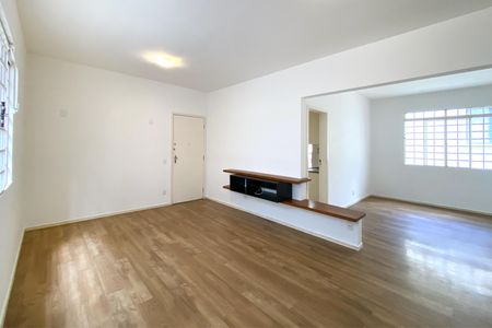 Sala de apartamento à venda com 3 quartos, 110m² em Sion, Belo Horizonte
