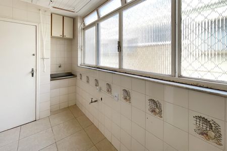 Apartamento à venda com 110m², 3 quartos e 1 vaga Apartamento à venda com 110m², 3 quartos e 1 vagaÁrea de Serviço