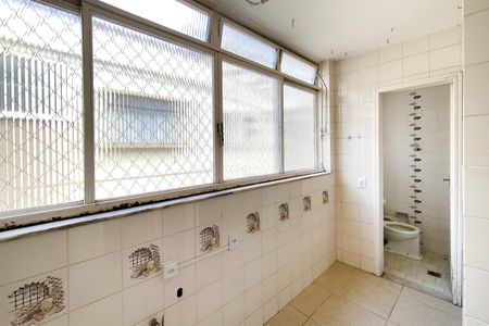 Apartamento à venda com 110m², 3 quartos e 1 vaga Apartamento à venda com 110m², 3 quartos e 1 vagaÁrea de Serviço