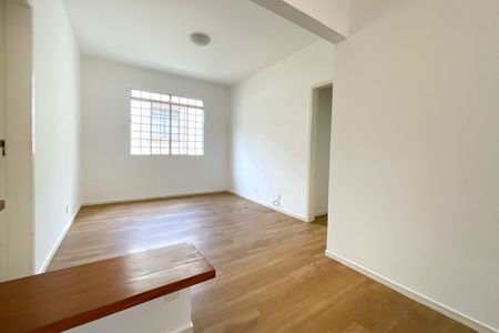 Apartamento à venda com 110m², 3 quartos e 1 vaga Apartamento à venda com 110m², 3 quartos e 1 vagaSala de Jantar