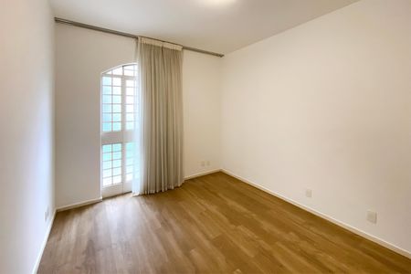 Apartamento à venda com 110m², 3 quartos e 1 vaga Apartamento à venda com 110m², 3 quartos e 1 vagaQuarto 2
