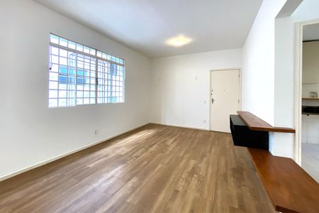 Apartamento à venda com 110m², 3 quartos e 1 vaga Apartamento à venda com 110m², 3 quartos e 1 vagaSala