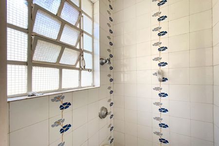 Apartamento à venda com 110m², 3 quartos e 1 vaga Apartamento à venda com 110m², 3 quartos e 1 vagaBanheiro de serviço