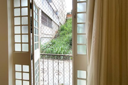 Apartamento à venda com 110m², 3 quartos e 1 vaga Apartamento à venda com 110m², 3 quartos e 1 vagaVaranda da Suite 1