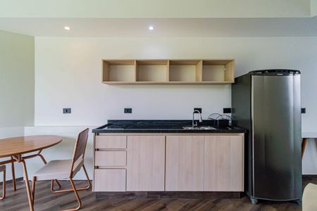 Studio de kitnet/studio para alugar com 1 quarto, 32m² em Jardim das Vertentes, São Paulo