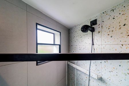 Studio para alugar com 32m², 1 quarto e sem vaga Studio para alugar com 32m², 1 quarto e sem vagaBanheiro