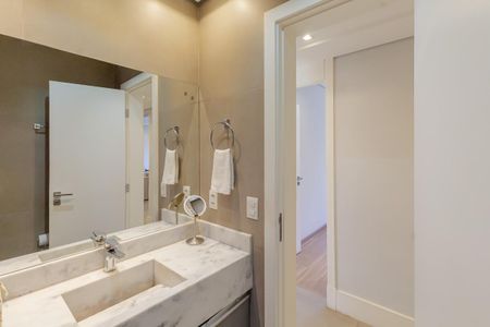 Apartamento à venda com 109m², 3 quartos e 1 vagaBanheiro da Suíte 1