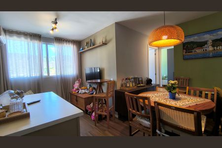 Sala de apartamento à venda com 2 quartos, 45m² em Recreio dos Bandeirantes, Rio de Janeiro