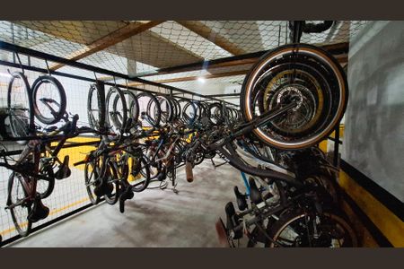 Studio à venda com 40m², 1 quarto e sem vaga Studio à venda com 40m², 1 quarto e sem vagaÁrea Comum - Bicicletário