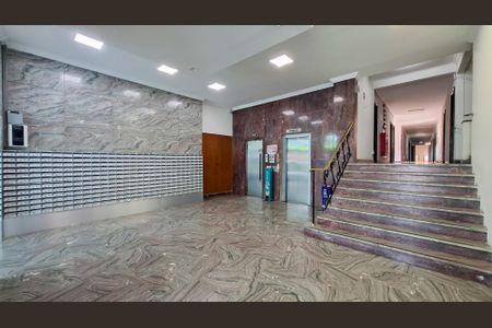 Studio à venda com 40m², 1 quarto e sem vaga Studio à venda com 40m², 1 quarto e sem vagaHall Social