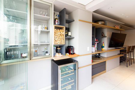 Apartamento à venda com 67m², 2 quartos e 2 vagasSala