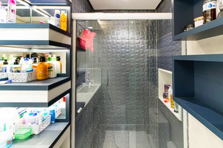 Apartamento à venda com 67m², 2 quartos e 2 vagasBanheiro da Suíte