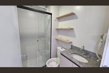 Banheiro de apartamento à venda com 1 quarto, 25m² em Butantã, São Paulo