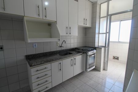 Apartamento para alugar com 64m², 2 quartos e 2 vagasCozinha