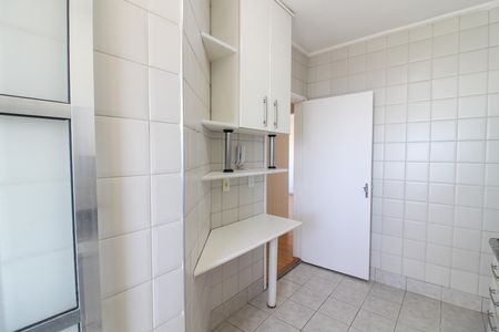 Apartamento para alugar com 64m², 2 quartos e 2 vagasCozinha