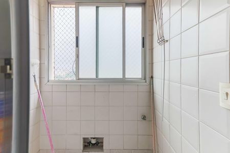 Studio para alugar com 64m², 2 quartos e 2 vagas Studio para alugar com 64m², 2 quartos e 2 vagasCozinha e Área de Serviço