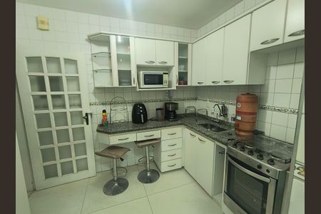 Apartamento para alugar com 70m², 2 quartos e 1 vaga