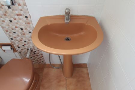 Apartamento à venda com 59m², 2 quartos e 1 vagaBanheiro Social