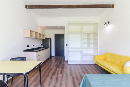 Studio - Quarto e Cozinha de kitnet/studio para alugar com 1 quarto, 25m² em Jardim das Vertentes, São Paulo