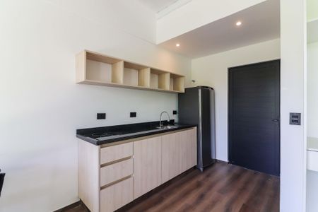 Studio - Quarto e Cozinha de kitnet/studio para alugar com 1 quarto, 25m² em Jardim das Vertentes, São Paulo