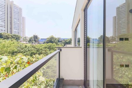 Studio para alugar com 25m², 1 quarto e sem vaga Studio para alugar com 25m², 1 quarto e sem vagaVaranda