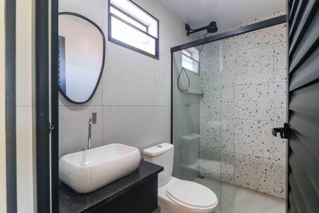 Studio para alugar com 25m², 1 quarto e sem vaga Studio para alugar com 25m², 1 quarto e sem vagaBanheiro