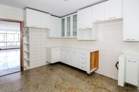 Apartamento à venda com 150m², 3 quartos e 1 vaga Apartamento à venda com 150m², 3 quartos e 1 vagaCozinha