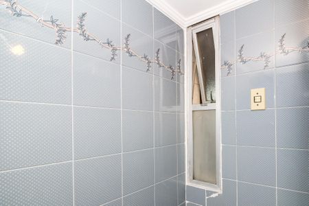 Apartamento à venda com 150m², 3 quartos e 1 vaga Apartamento à venda com 150m², 3 quartos e 1 vagaBanheiro da Suíte